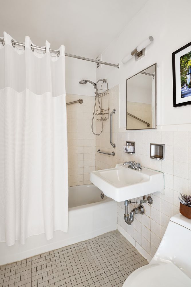 $799,000 | 382 Central Park West, Unit 17Y | Upper West Side