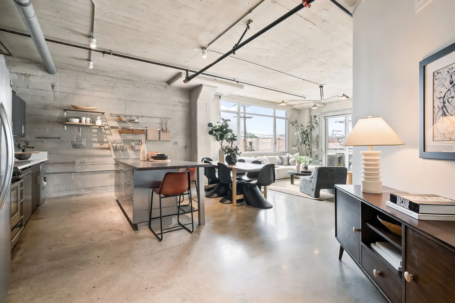 $928,000 | 825 East 4th Street, Unit 310, Los Angeles, CA 90013