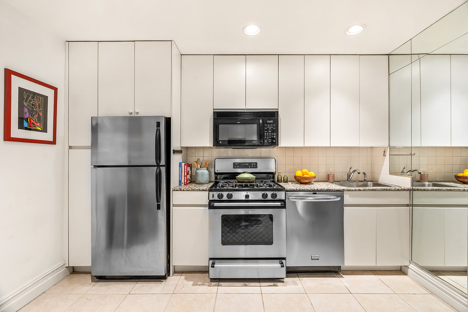 12 West 72nd Street, Unit 11E Manhattan, NY 10023 - Photo 3 of 6