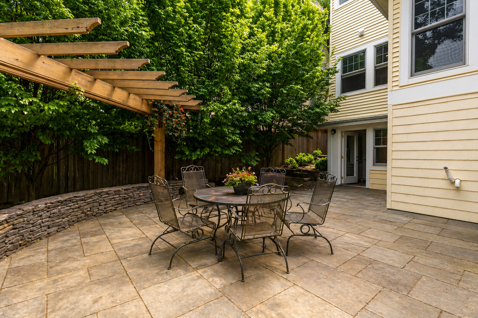 3707 Military Road Northwest Washington, DC 20015 - Photo 3 of 5