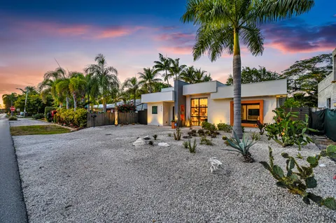 $1,595,000 | 309 Northeast 21st Court, Wilton Manors, FL 33305
