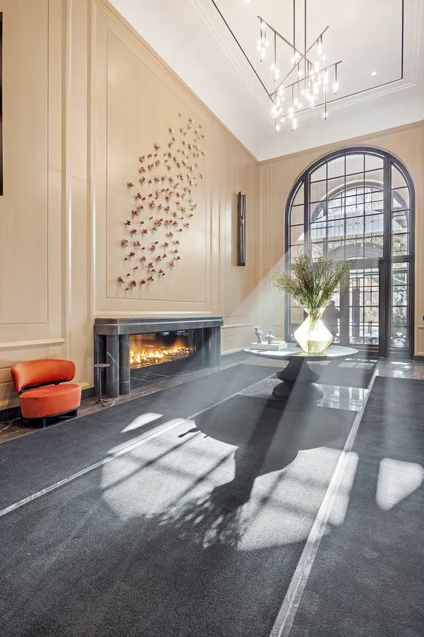 a view of a livingroom with furniture window and outside view