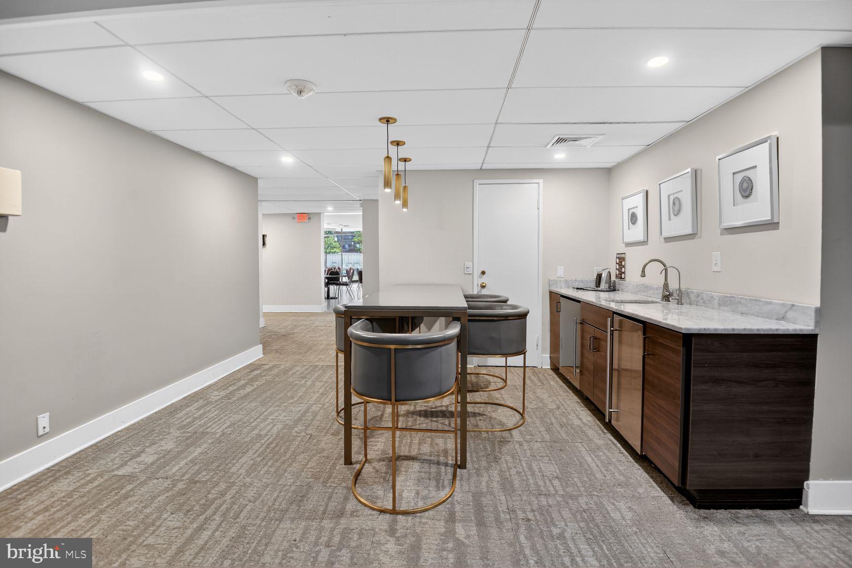 6101 Edsall Road, Unit 1606 Alexandria, VA 22304 - Photo 28 of 31 Gallery Image 28