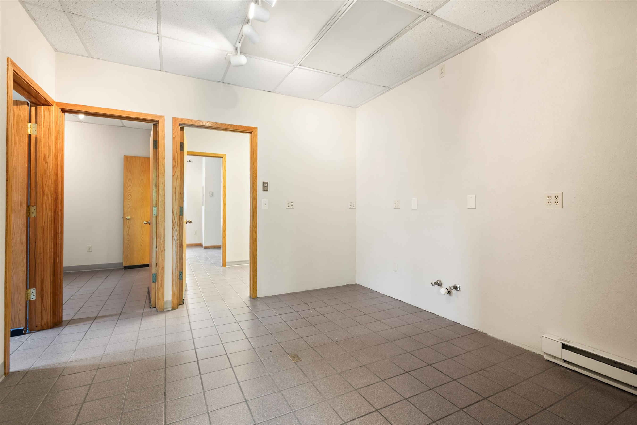 23286 Two Rivers Road, Unit 23 Basalt, CO 81621 - Photo 8 of 14 a view of a hallway