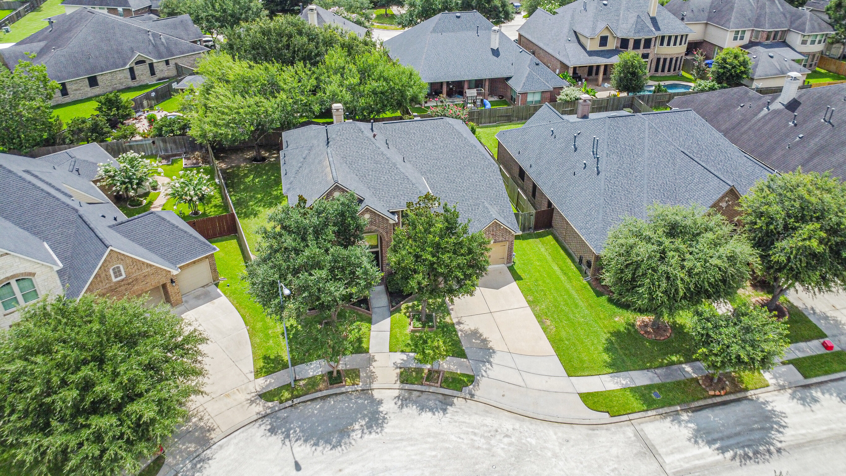 13607 Breakwater Path Loop Houston, TX 77044 - Photo 40 of 47