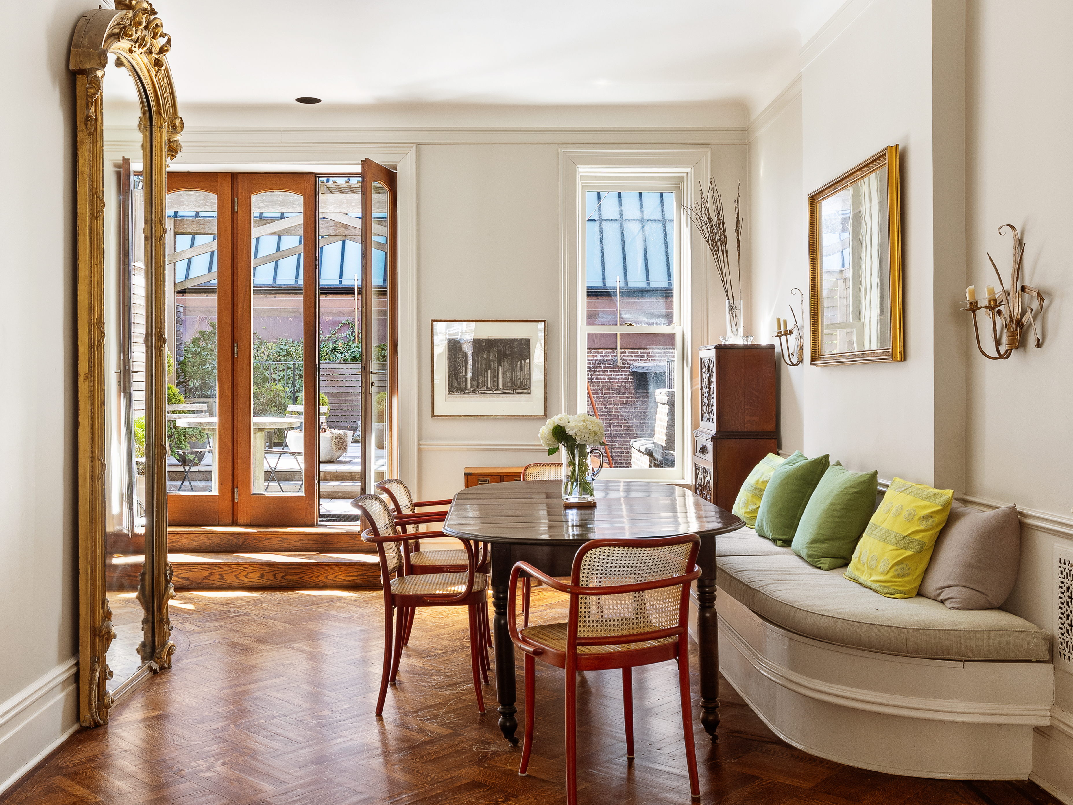 26 Pierrepont Street, Unit 2 Brooklyn, NY 11201 - Photo 4 of 21 a living room with furniture and a large window