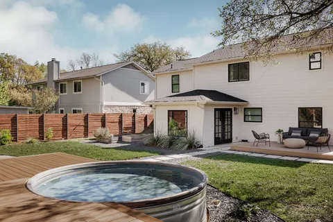 $950,000 | 7402 Whistlestop Drive, Austin, TX 78749