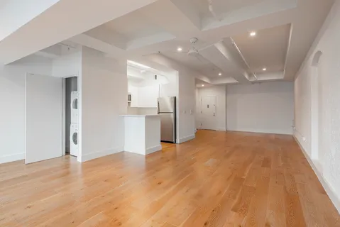 $4,300 | 275 Park Avenue, Unit 3Q | Clinton Hill