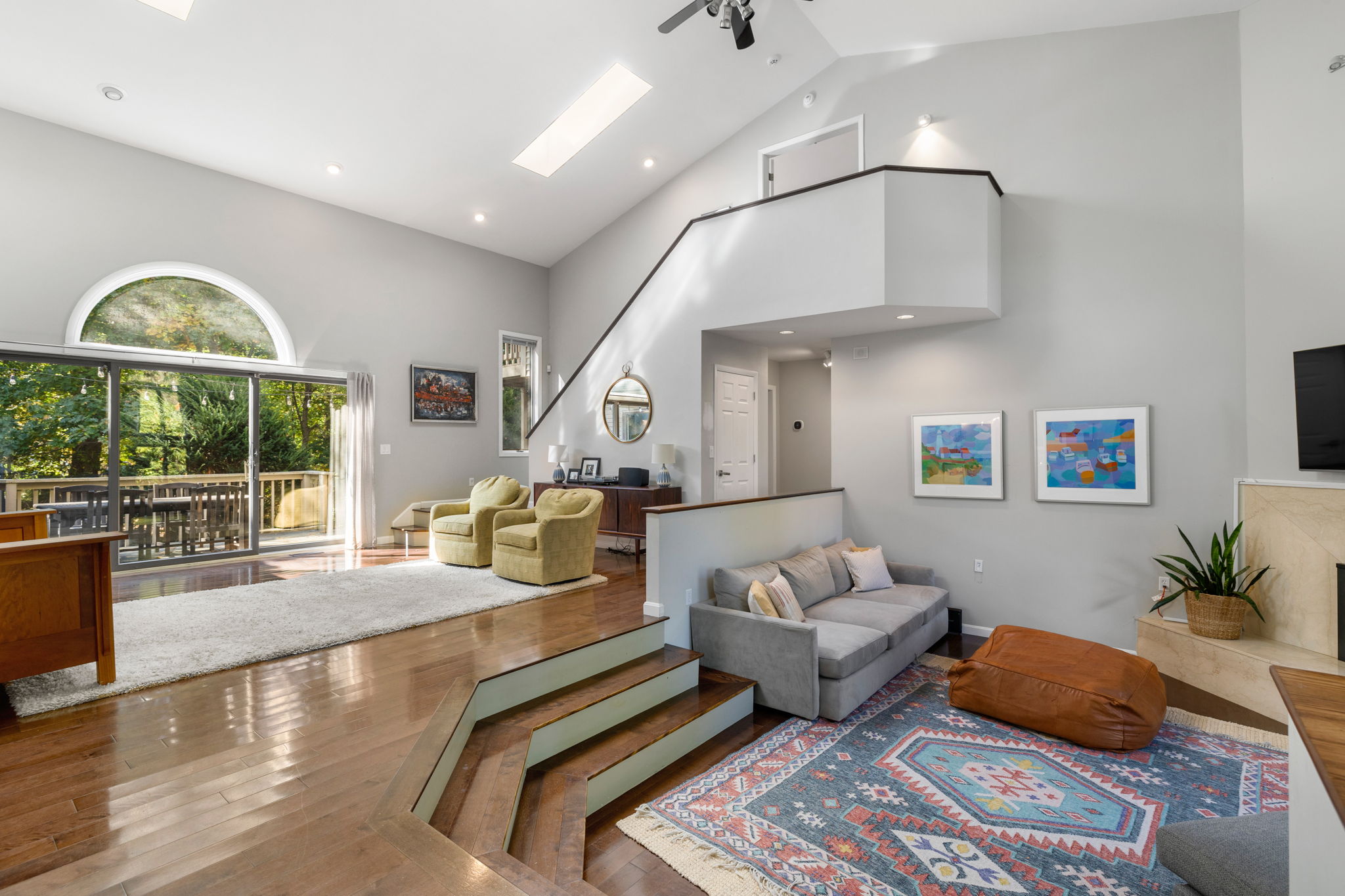 33 Thoreau Circle Beverly, MA 01915 - Photo 3 of 20 a living room with furniture and a large window