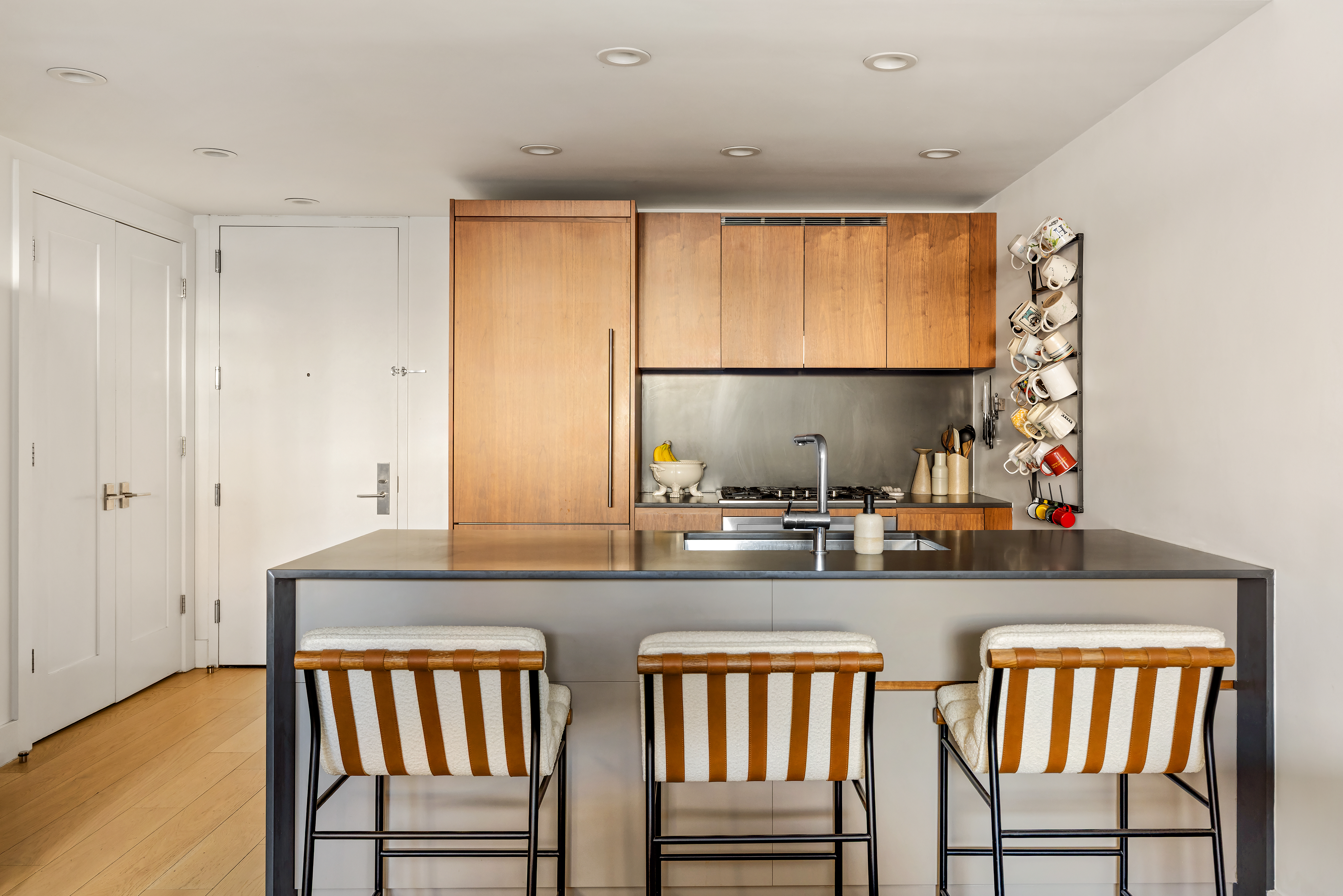 575 4th Avenue, Unit 2J Brooklyn, NY 11215 - Photo 4 of 28