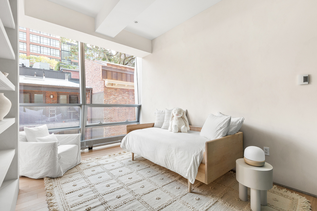 166 Perry Street, Unit 2B Manhattan, NY 10014 - Photo 6 of 14