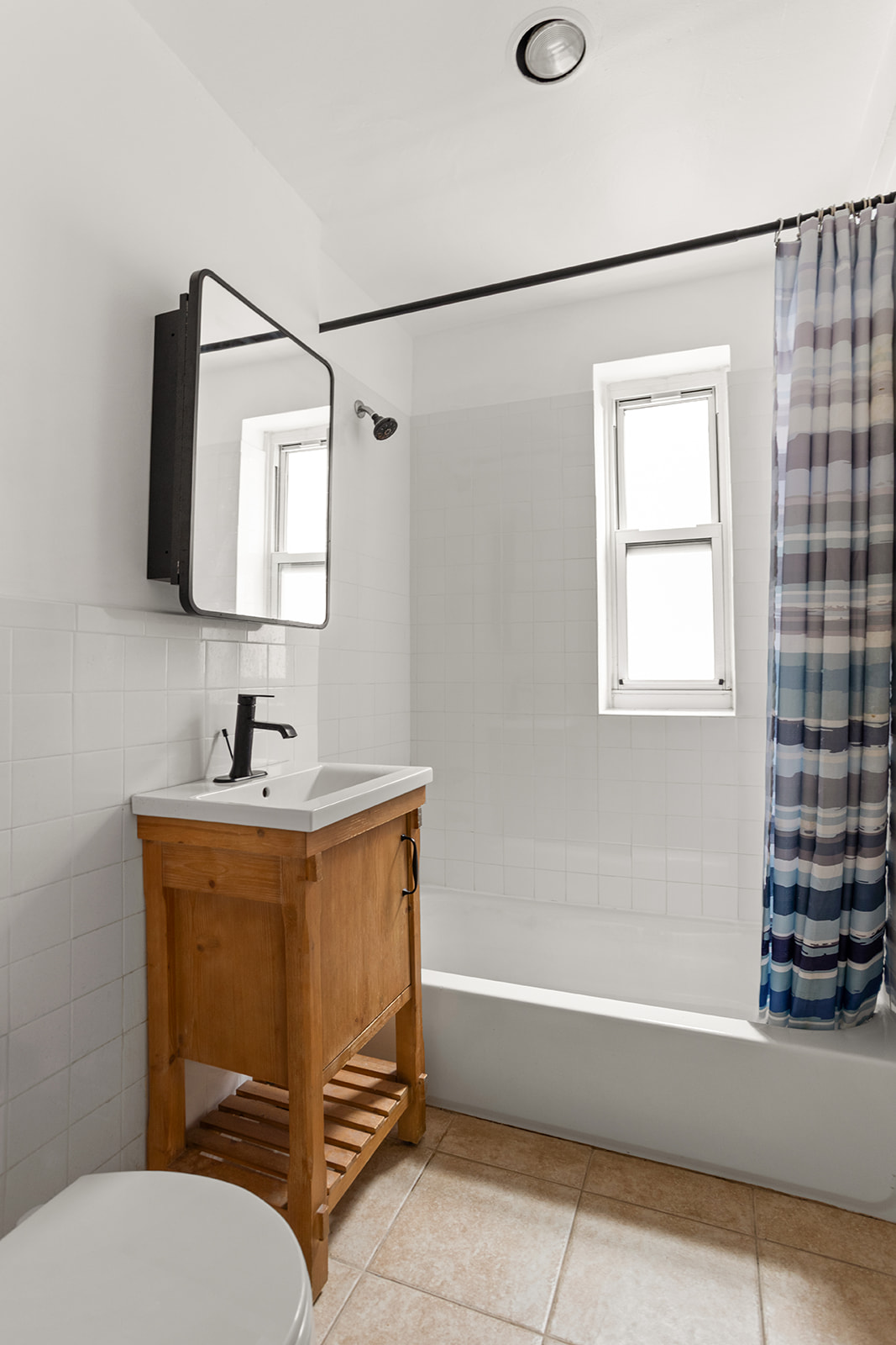 33-35 81st Street, Unit 5F Queens, NY 11372 - Photo 4 of 10