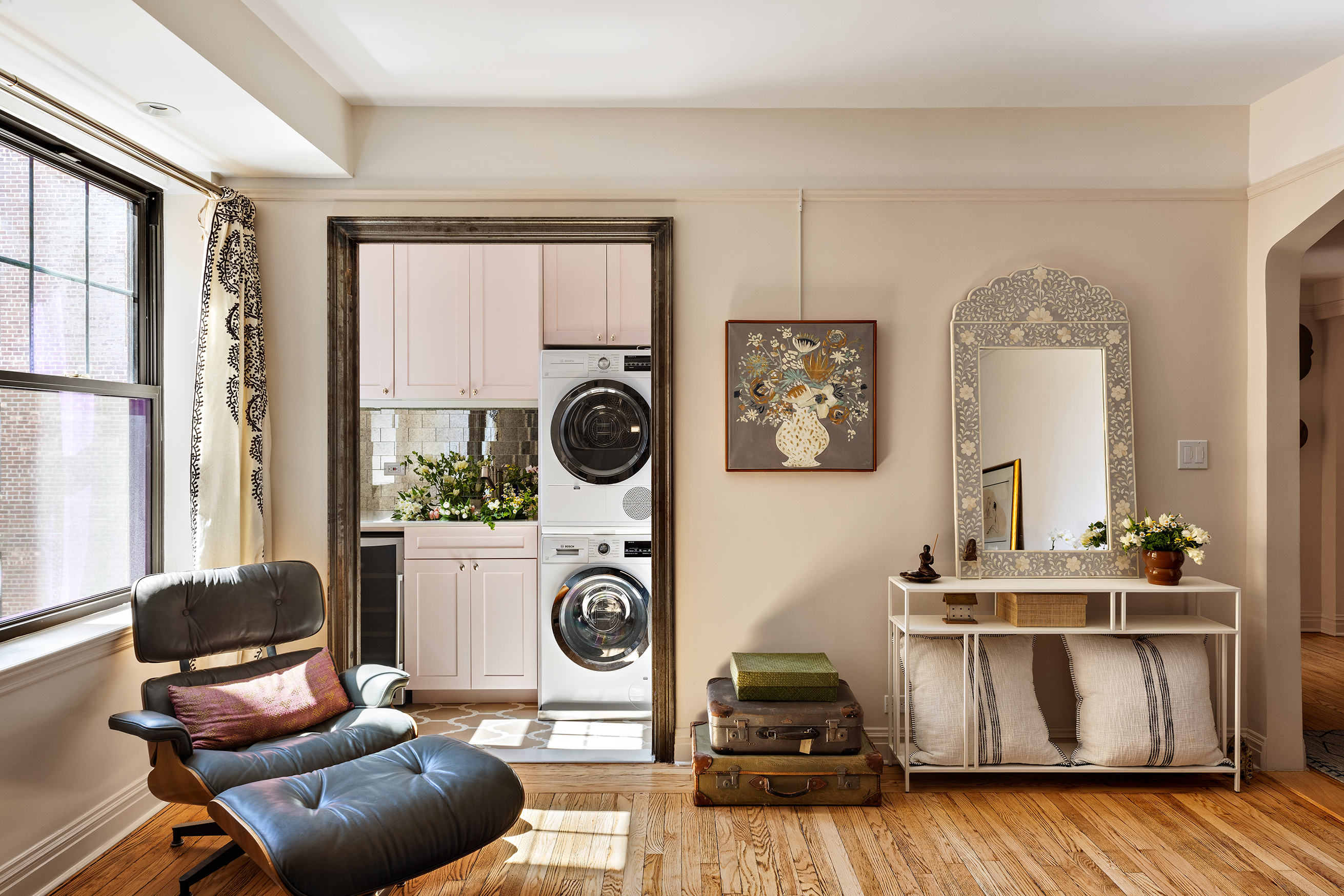 200 East 16th Street, Unit 5LM Manhattan, NY 10003 - Photo 7 of 16 a view of living room and washer and dryer
