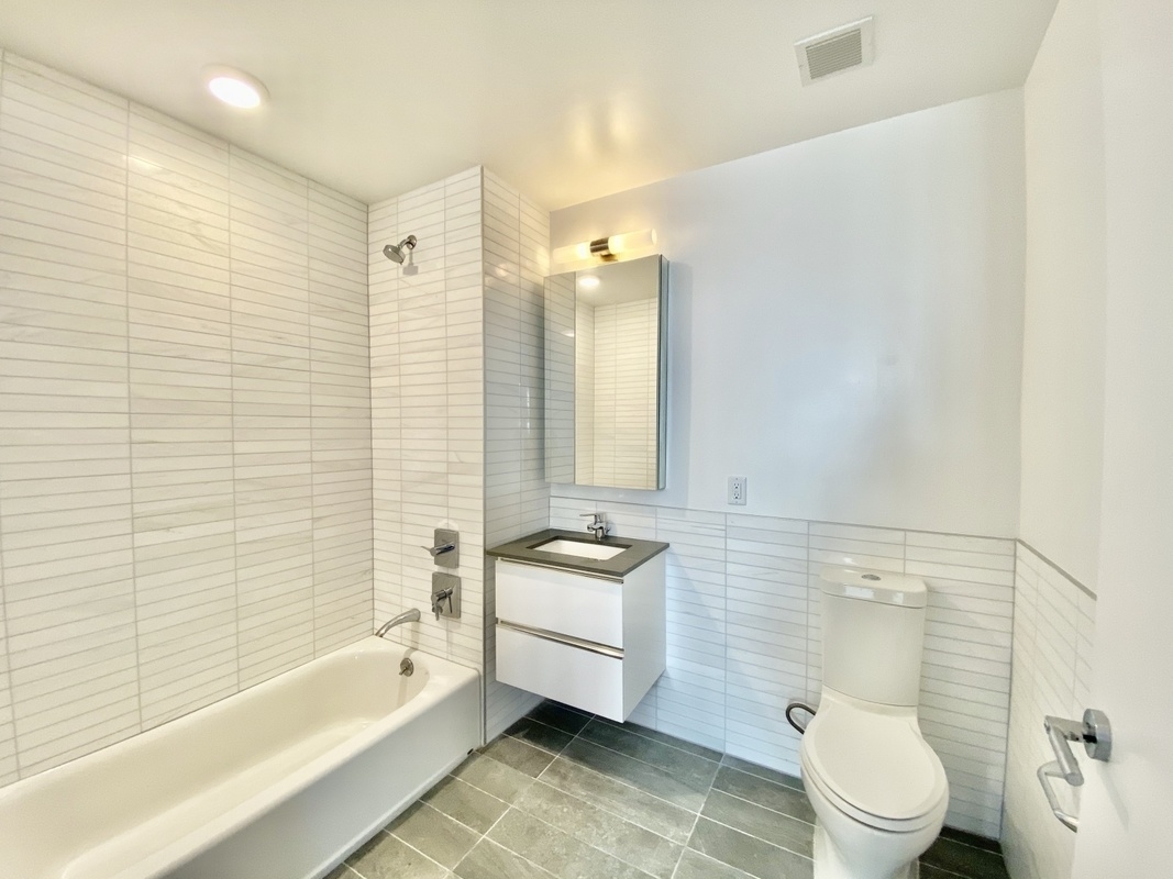 52 Convent Avenue, Unit 1B Manhattan, NY 10027 - Photo 7 of 17