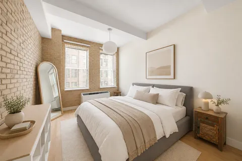 $1,275,000 | 80 Chambers Street, Unit 9C | TriBeCa