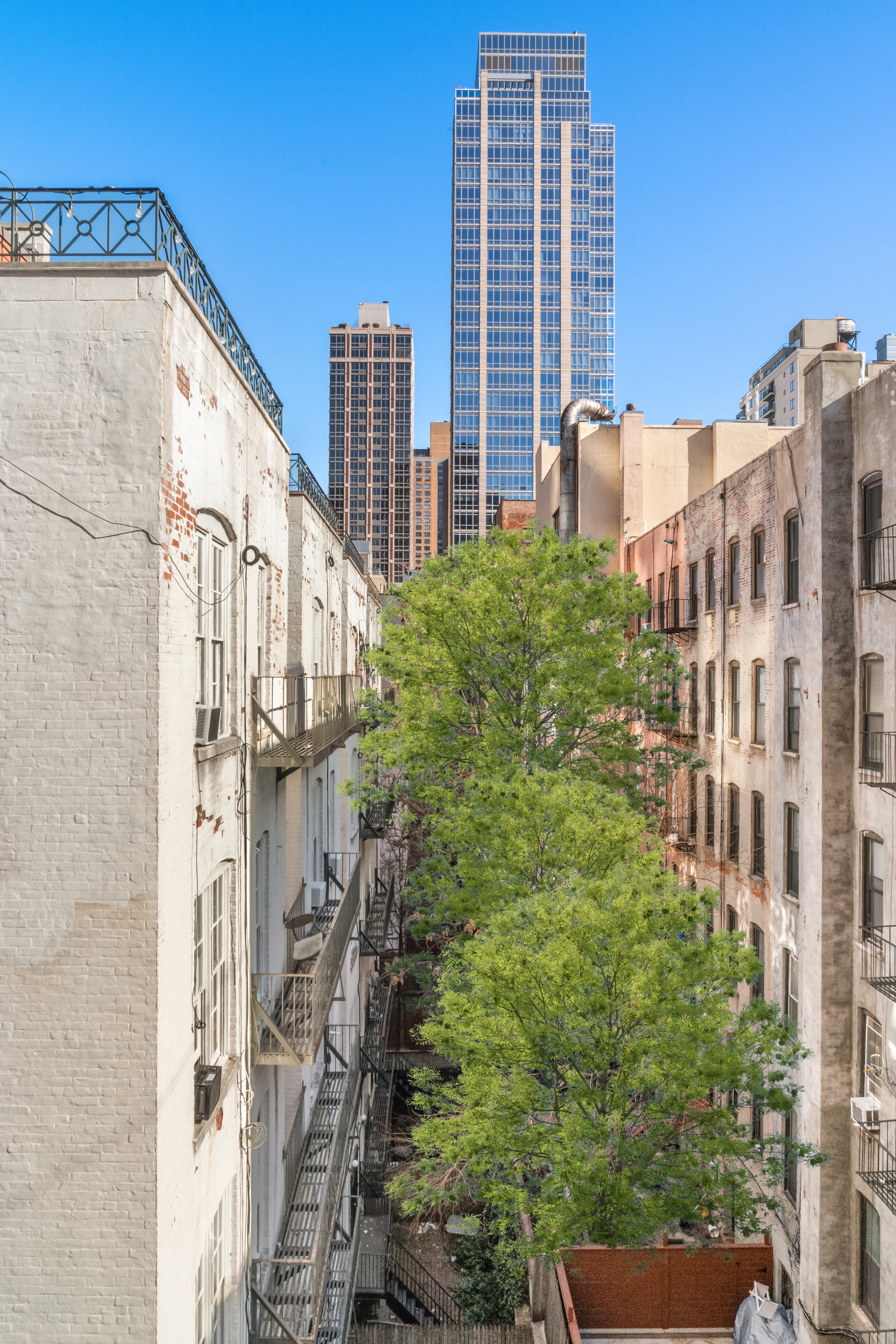 1760 2nd Avenue, Unit 5E Manhattan, NY 10128 - Photo 6 of 6 a view of a building