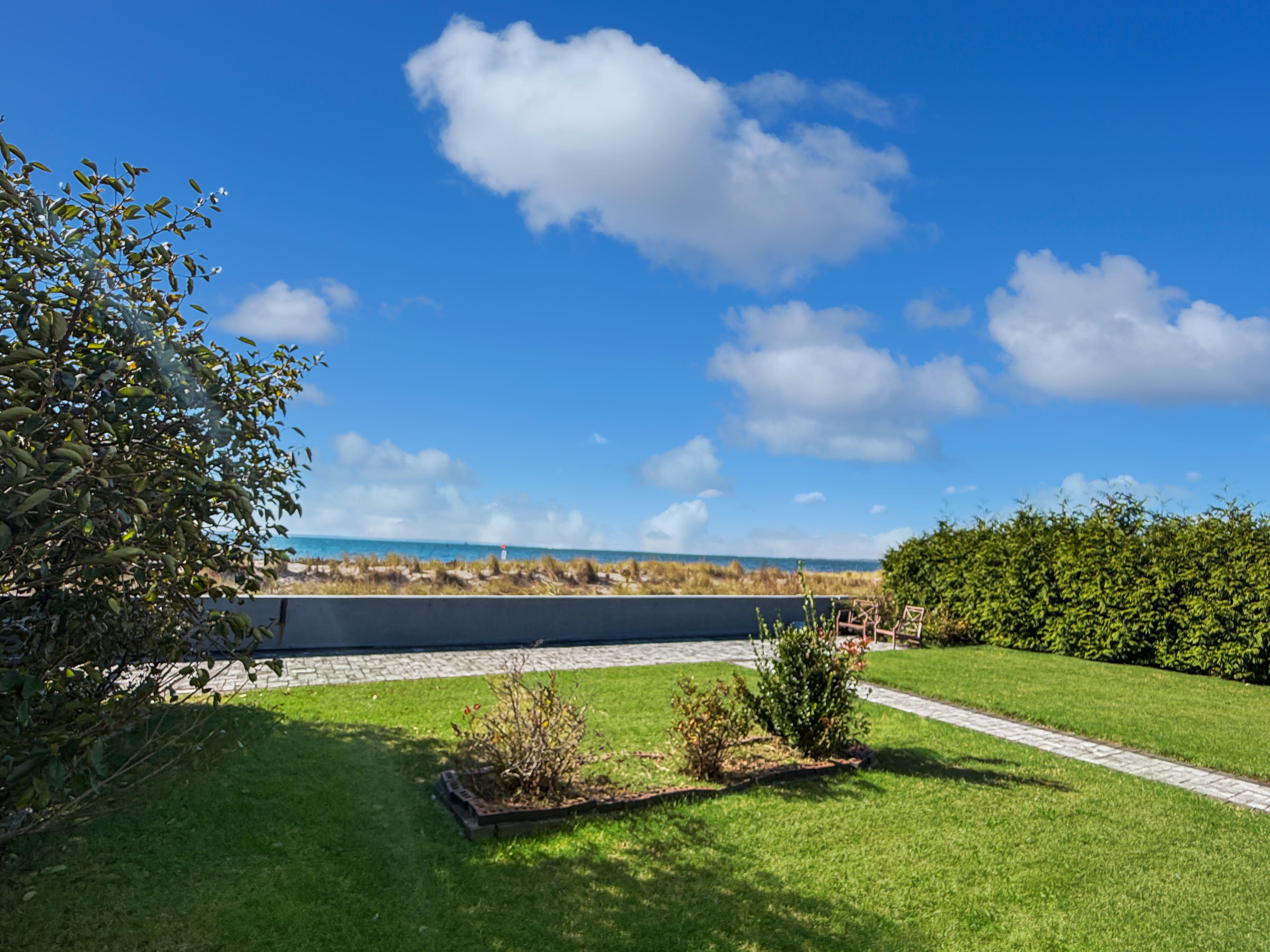 3848 Atlantic Avenue Brooklyn, NY 11224 - Photo 20 of 29 a view of a golf course with a lake