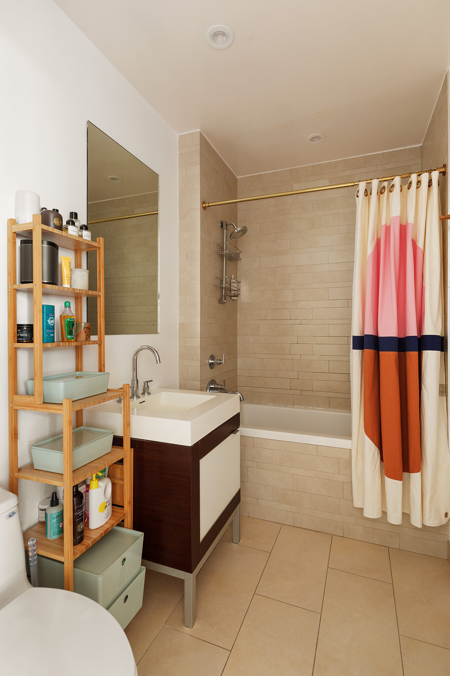 20 Bayard Street, Unit 6C Brooklyn, NY 11211 - Photo 7 of 10 a bathroom with a sink toilet and shower