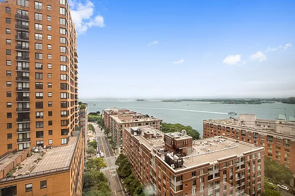 200 Rector Place, Unit 19H Manhattan, NY 10280 - Photo 6 of 14