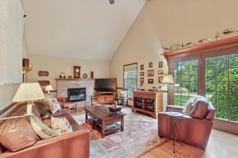 $779,000 | 1825 Walnut Lane, Quakertown, PA 18951