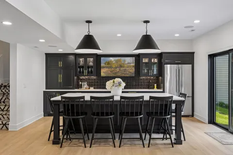 $1,400,000 | 5555 Garland Lane North, Plymouth, MN 55446