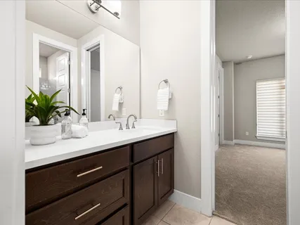 $825,000 | 227 Bridge Water Loop, Dripping Springs, TX 78620