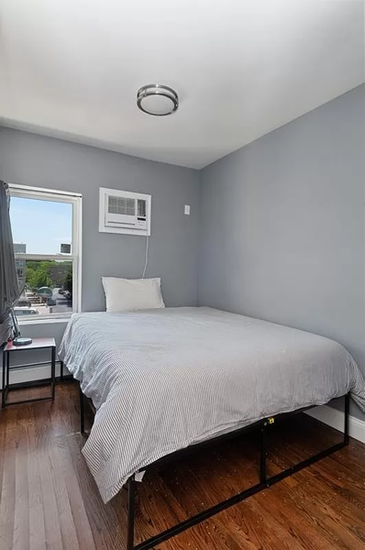 187 Woodpoint Road, Unit 4 Brooklyn, NY 11211 - Photo 6 of 7