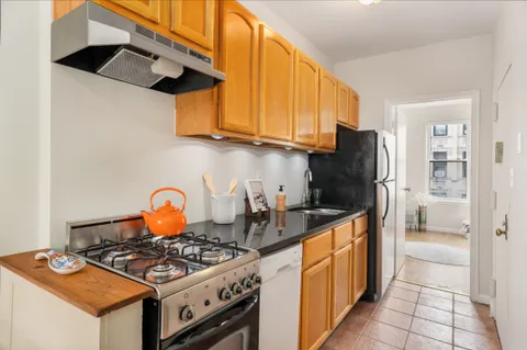 $680,000 | 1286 Halsey Street, Unit 3B | Bushwick