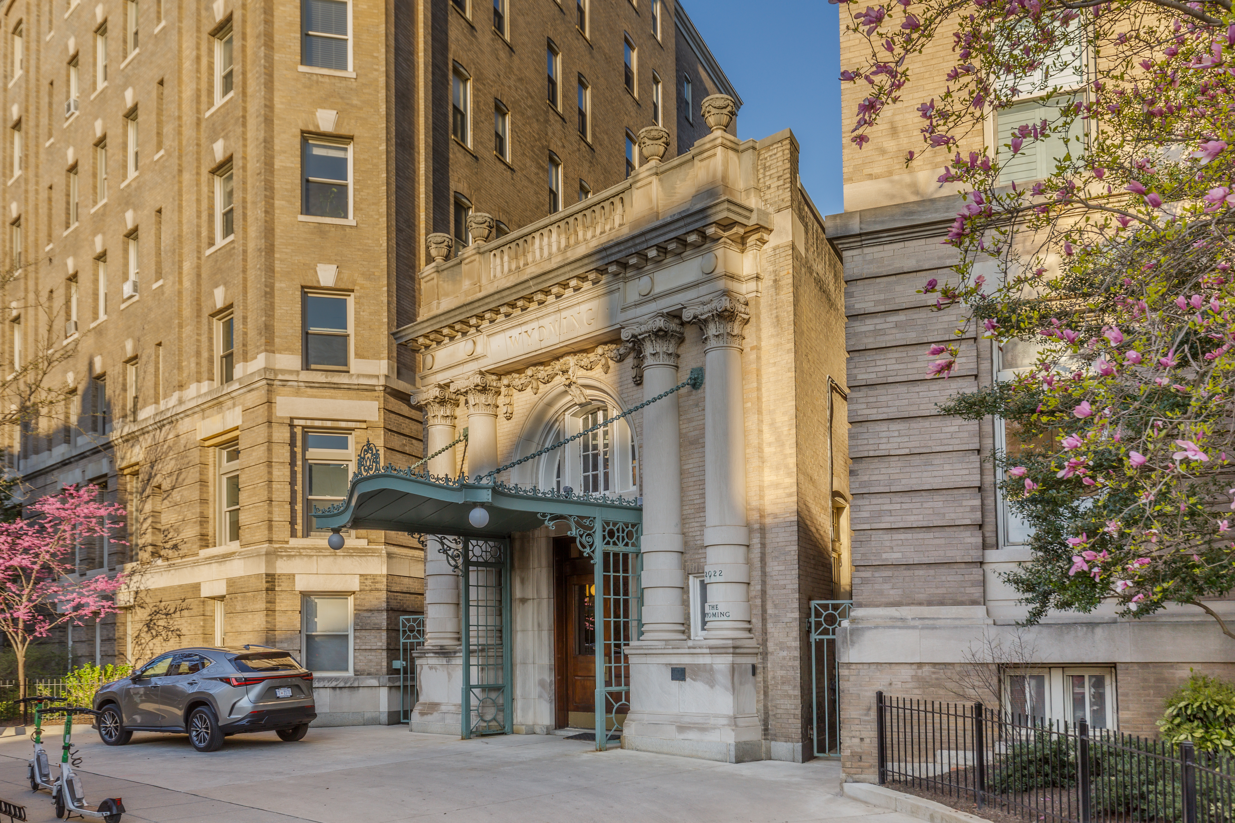 2022 Columbia Road Northwest, Unit 202 Washington, DC 20009 - Photo 14 of 15 front view of a building with a street
