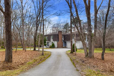 $1,295,000 | 4 Intrepid Lane, Jamestown, RI 02835