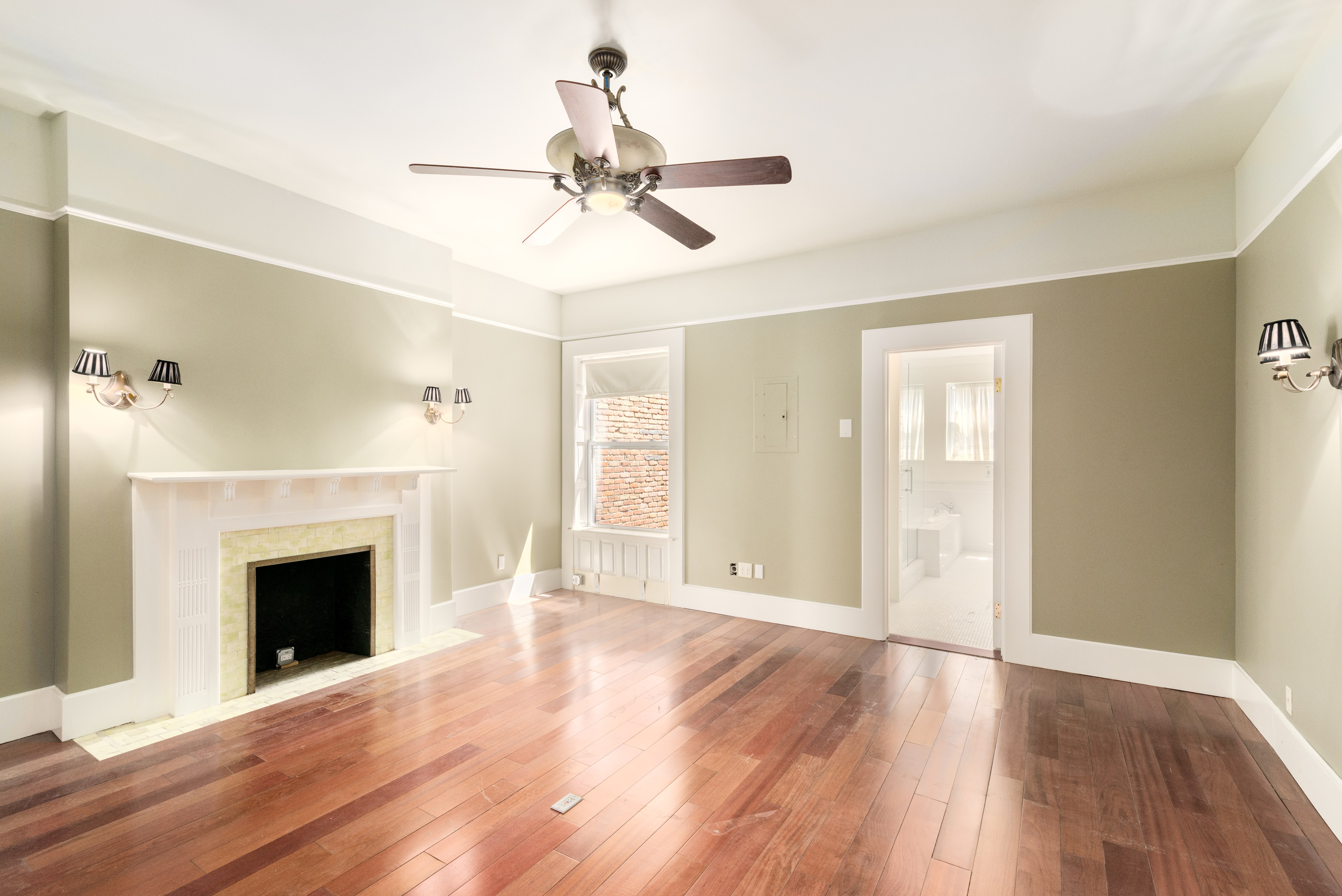 338 West 71st Street Manhattan, NY 10023 - Photo 7 of 26