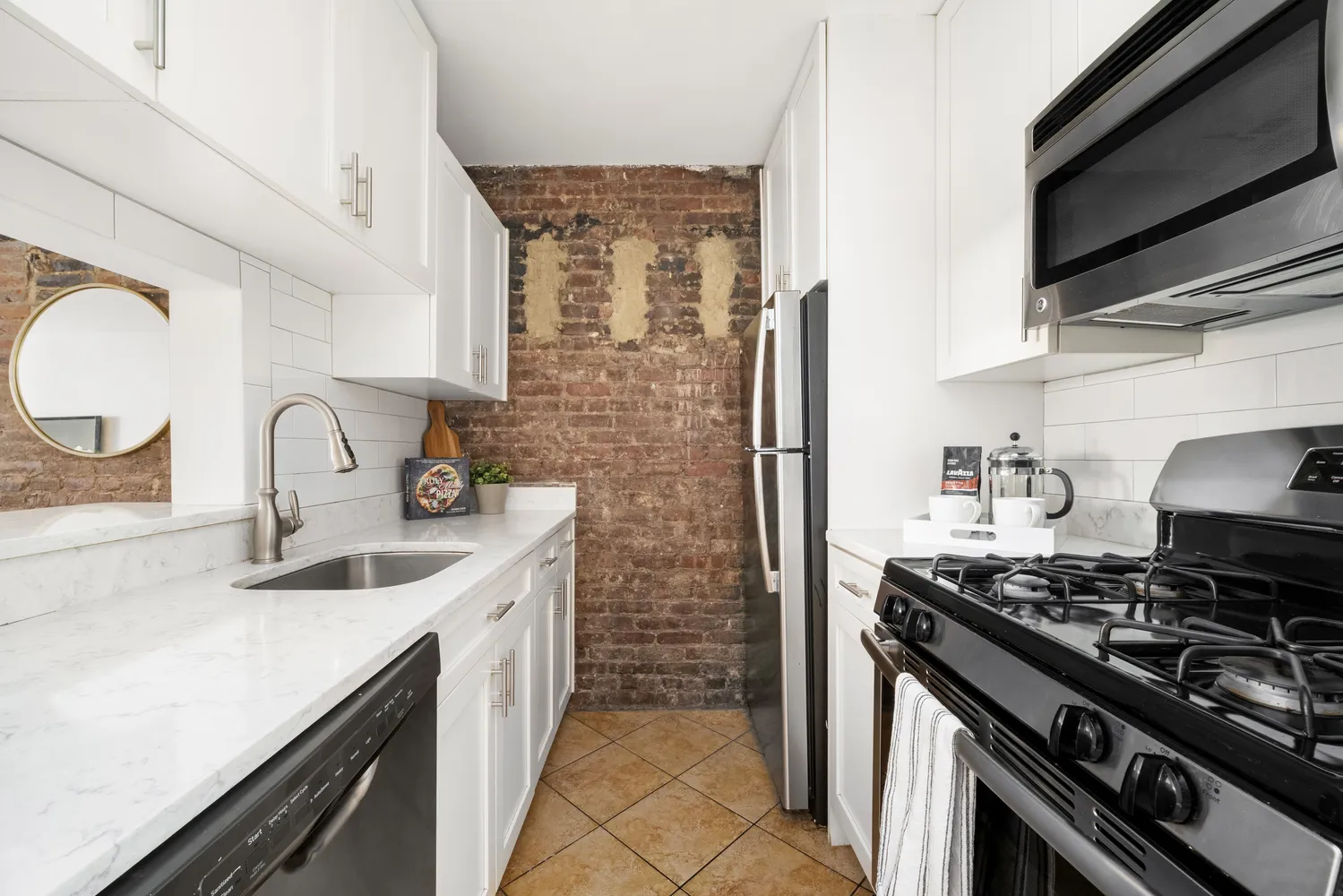 $825,000 | 77 Bleecker Street, Unit 421E | Greenwich Village