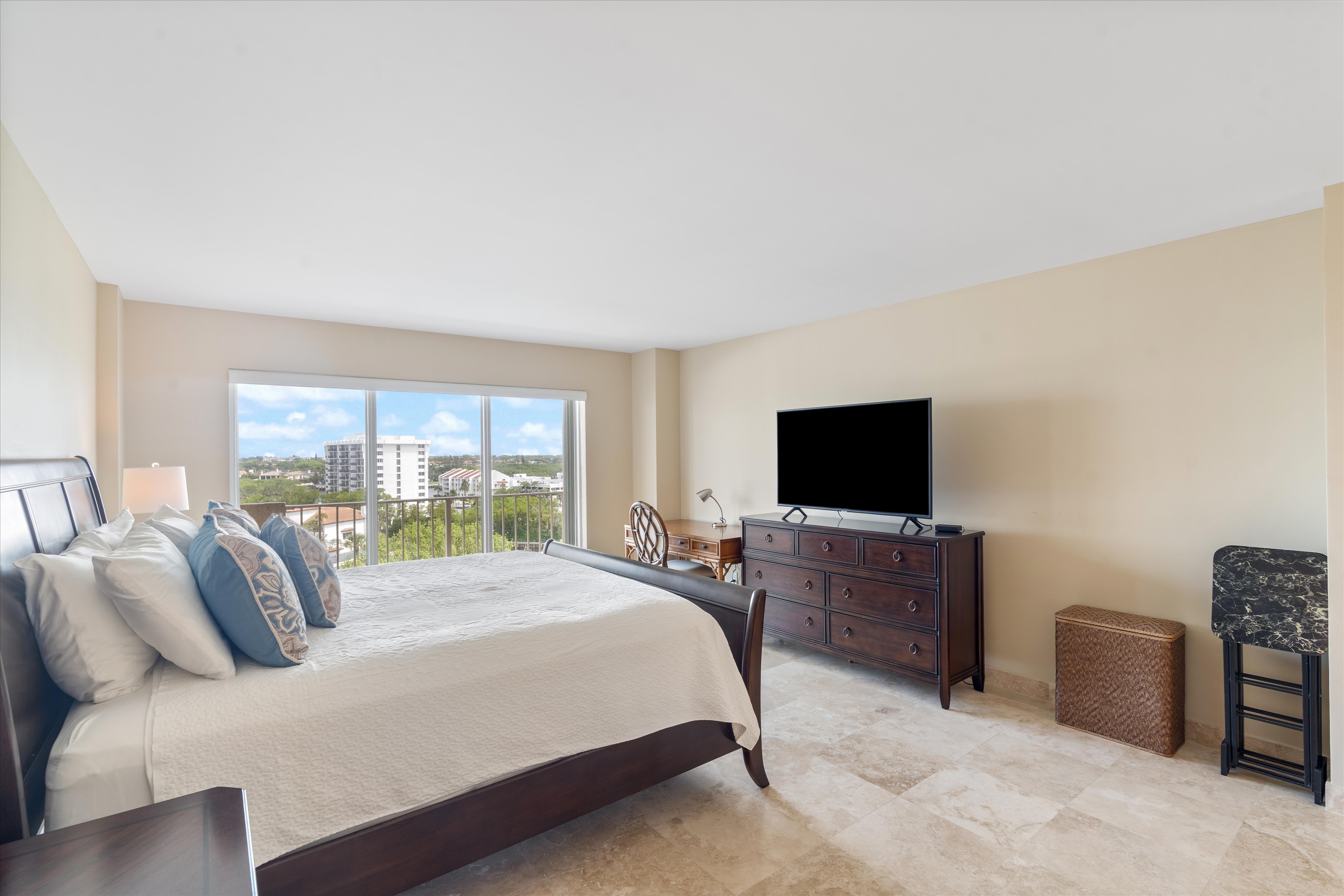 4301 North Ocean Boulevard, Unit 802 Boca Raton, FL 33431 - Photo 10 of 17