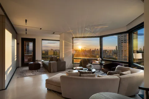$4,250,000 | 301 West 57th Street, Unit 36C | Hell's Kitchen