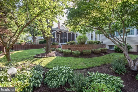 $1,350,000 | 507 Meade Drive Southwest, Leesburg, VA 20175