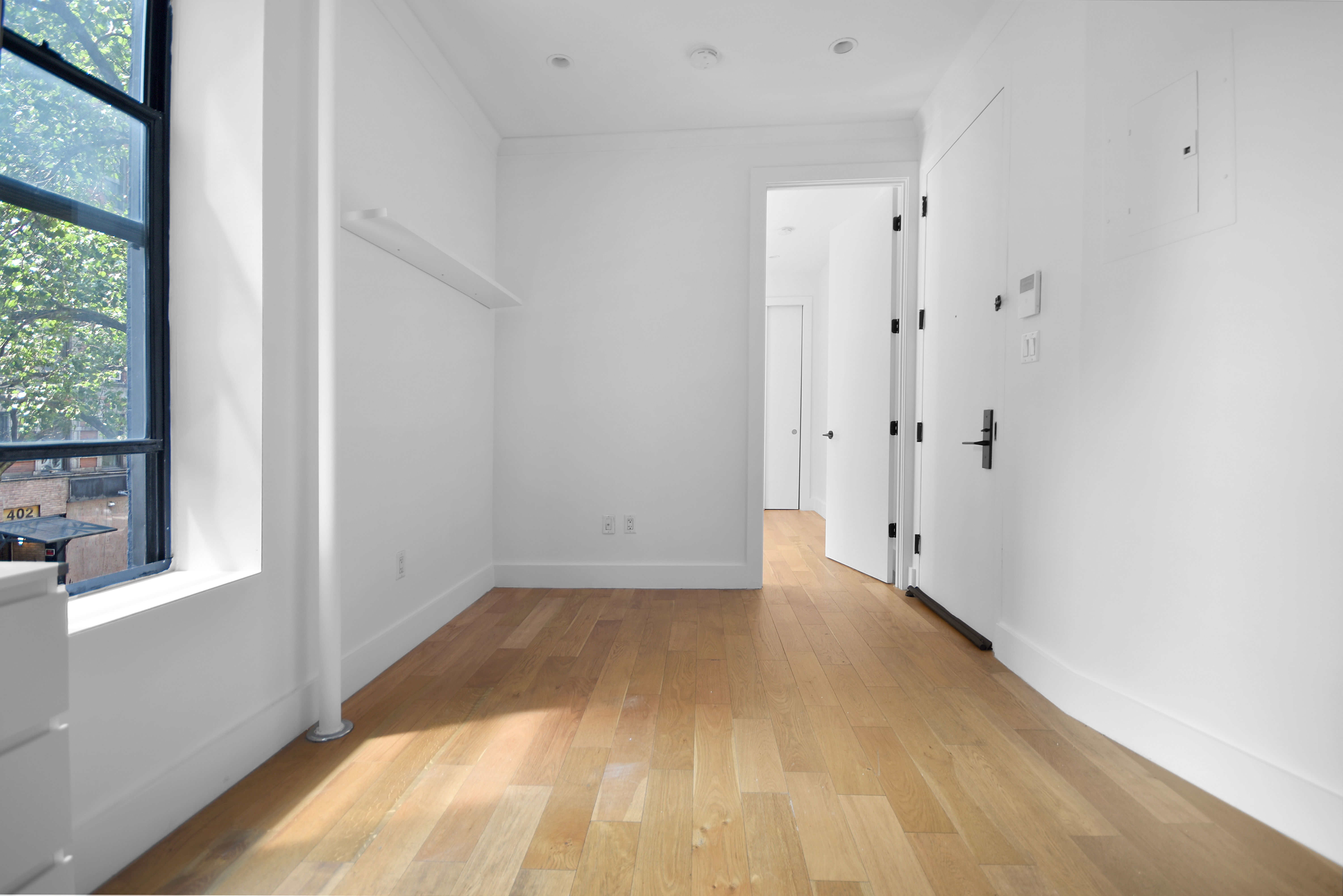 403 East 69th Street, Unit 2D Manhattan, NY 10021 - Photo 3 of 5