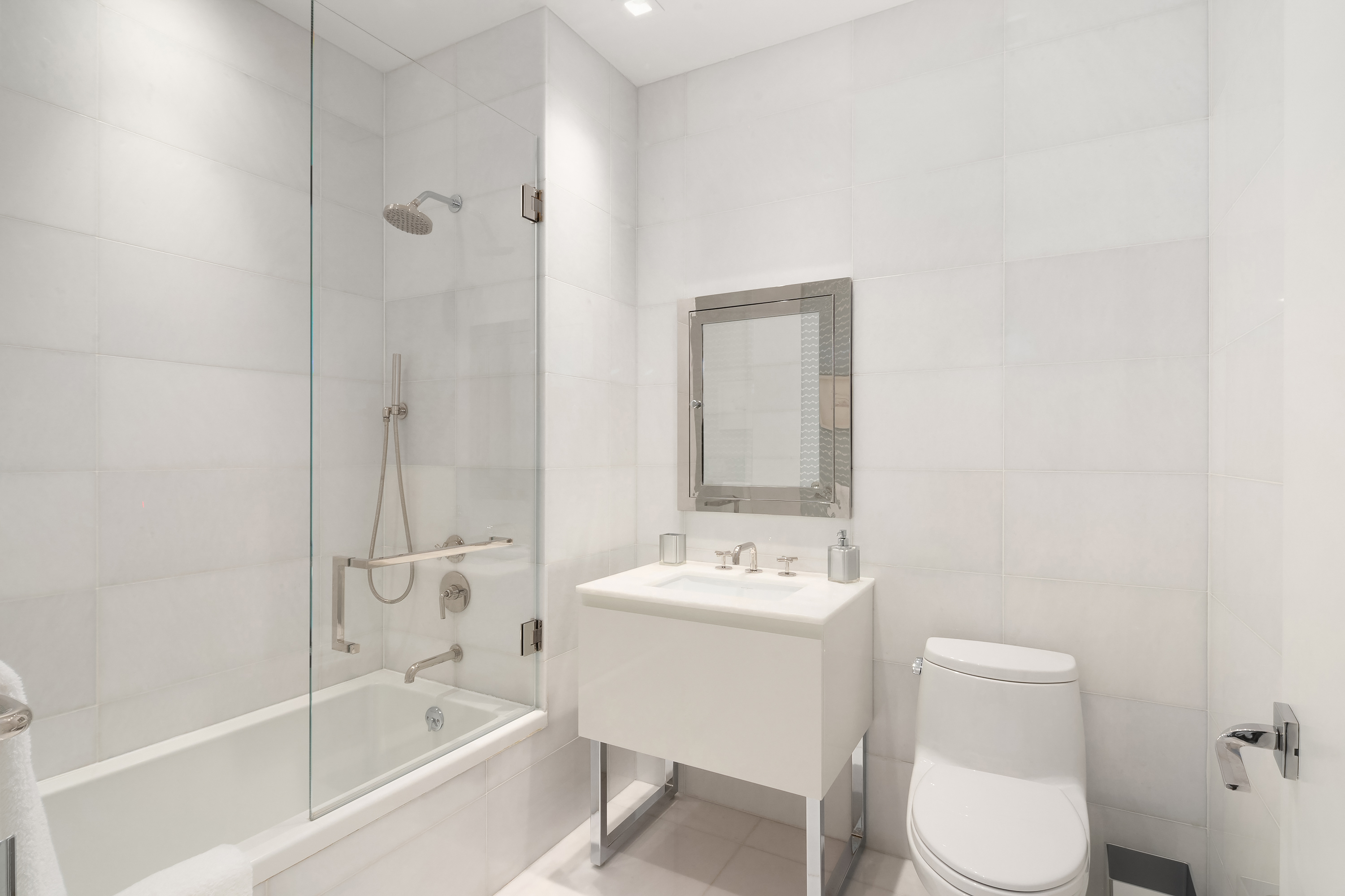 5 Franklin Place, Unit 17A Manhattan, NY 10013 - Photo 10 of 26