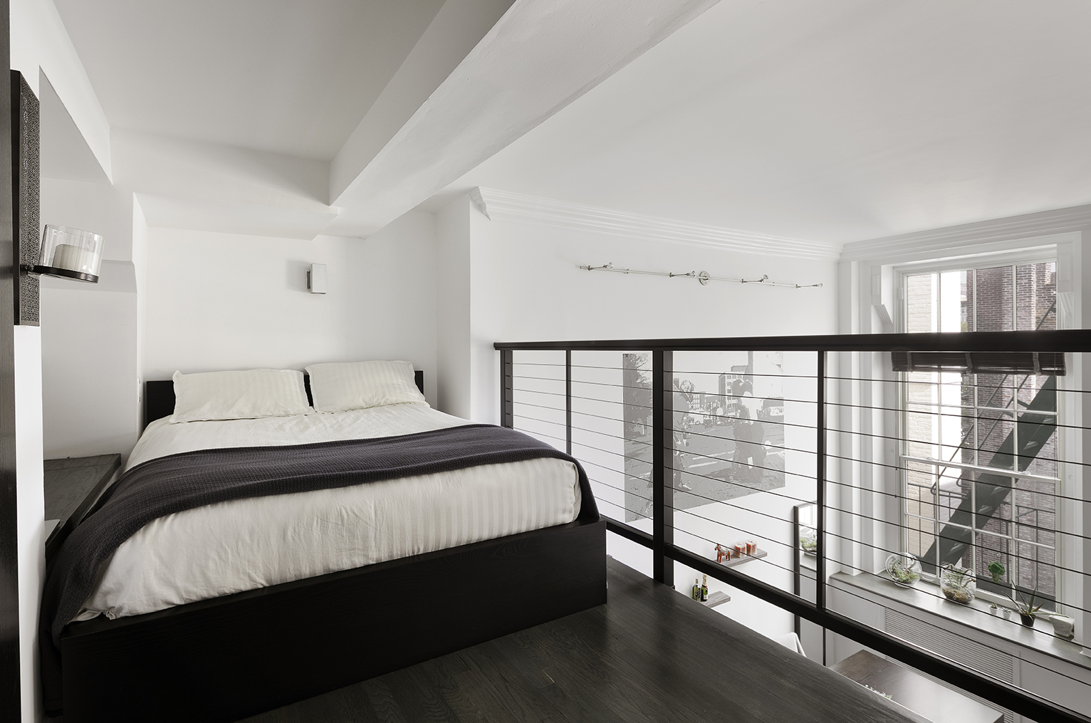 29 King Street, Unit 4E Manhattan, NY 10014 - Photo 4 of 7