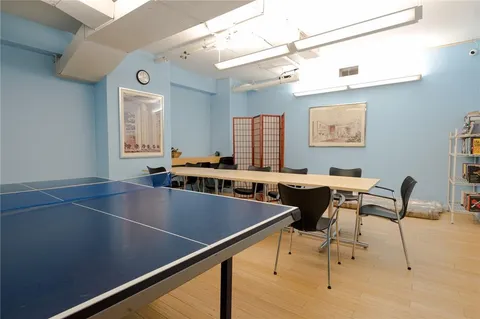 $1,650,000 | 515 East 79th Street, Unit 15A | Upper East Side