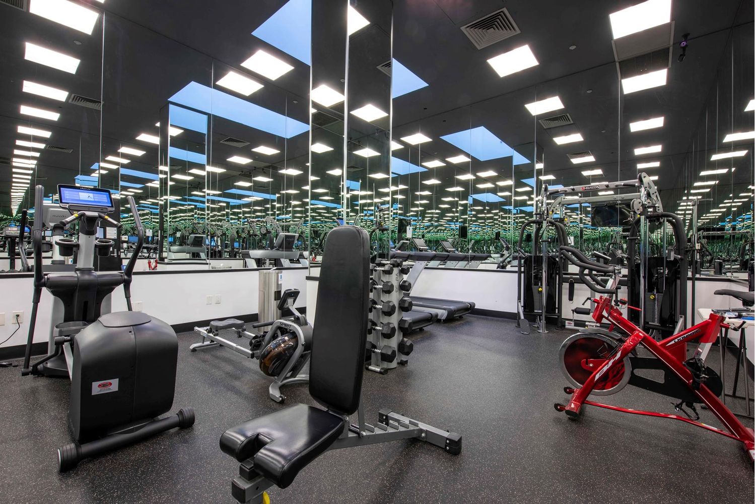 212 East 57th Street, Unit 18A Manhattan, NY 10022 - Photo 13 of 14 a view of a room with gym equipment