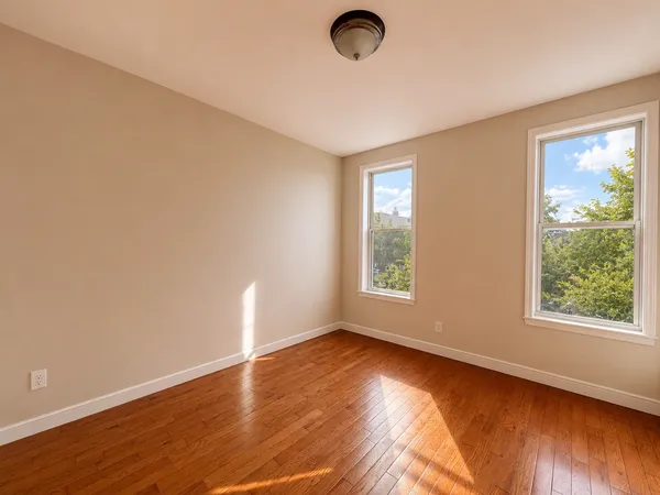 $4,175 | 205 Menahan Street, Unit 3 | Bushwick