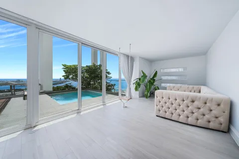 $6,750,000 | 1040 Biscayne Boulevard, Unit 4602, Miami, FL 33132