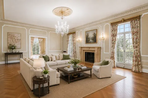 Contact Agent | 3130 Woodland Drive Northwest, Washington, DC 20008