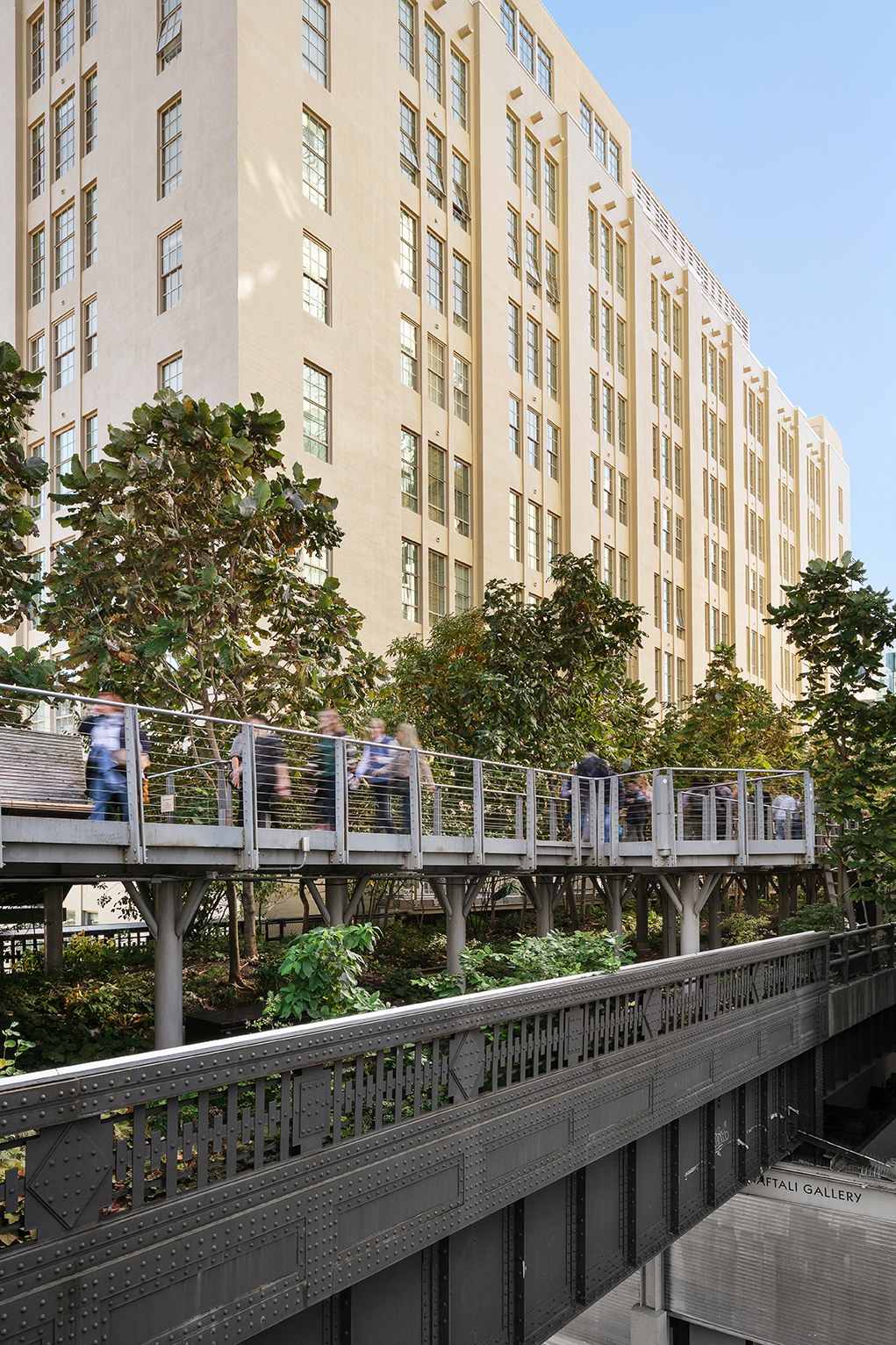 550 West 29th Street, Unit 7A Manhattan, NY 10001 - Photo 22 of 24 a view of a large building from a balcony