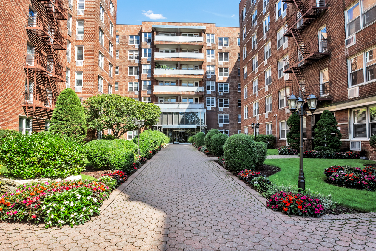 9201 Shore Road, Unit C502 Brooklyn, NY 11209 - Photo 10 of 11 Gallery Image 10