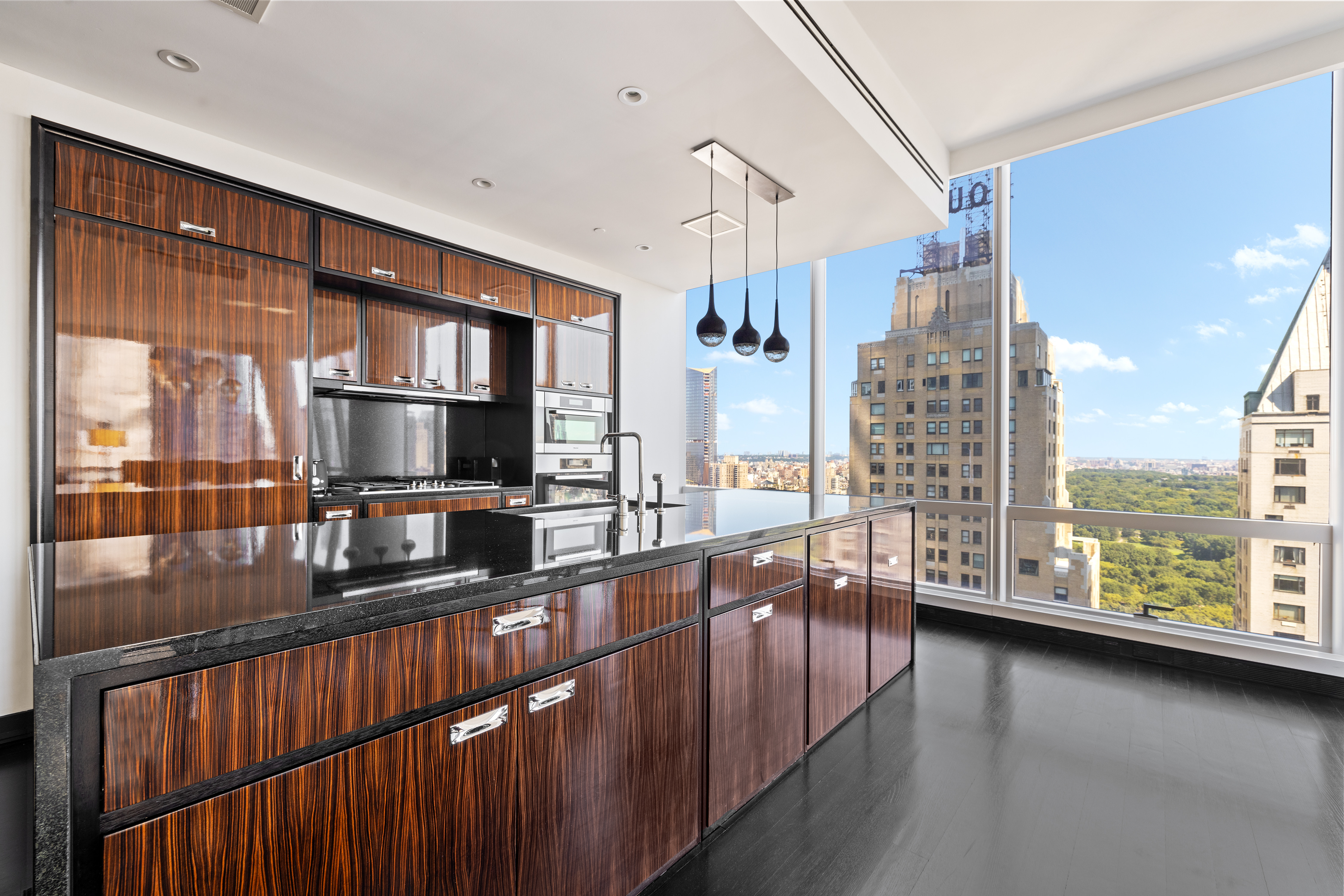 157 West 57th Street, Unit 38F Manhattan, NY 10019 - Photo 4 of 27