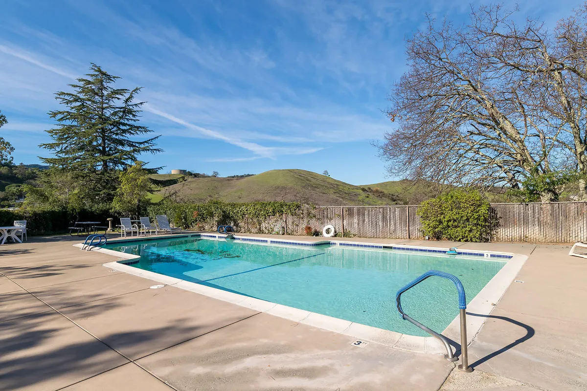 $299,000 | 119 Marin Valley Drive, Novato, CA 94949