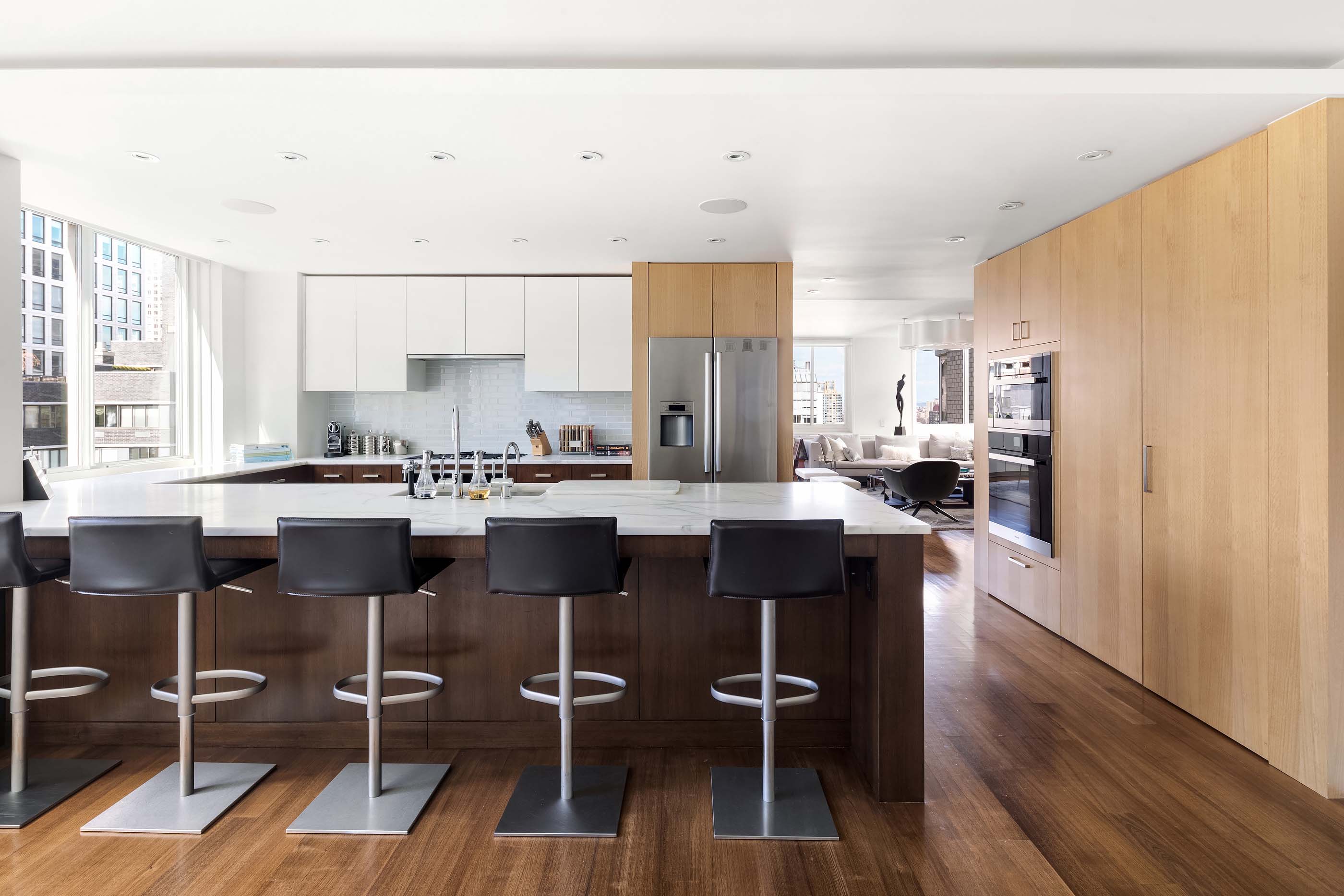 30 West 63rd Street, Unit 28D Manhattan, NY 10023 - Photo 7 of 41