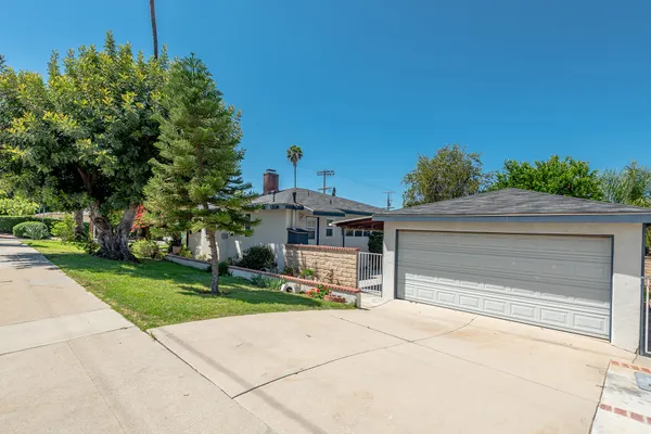$895,000 | Wentworth Street, Sunland, CA 91040