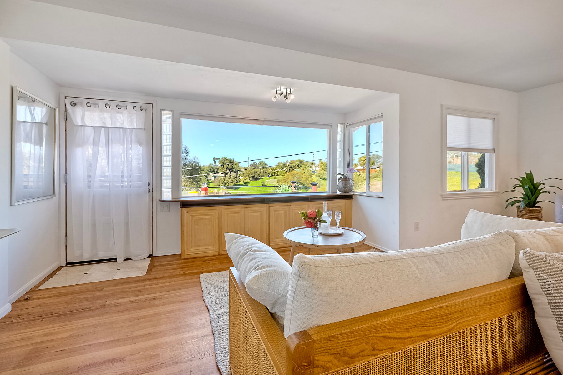 534 Hoover Street Oceanside, CA 92054 - Photo 6 of 31 a living room with furniture and window